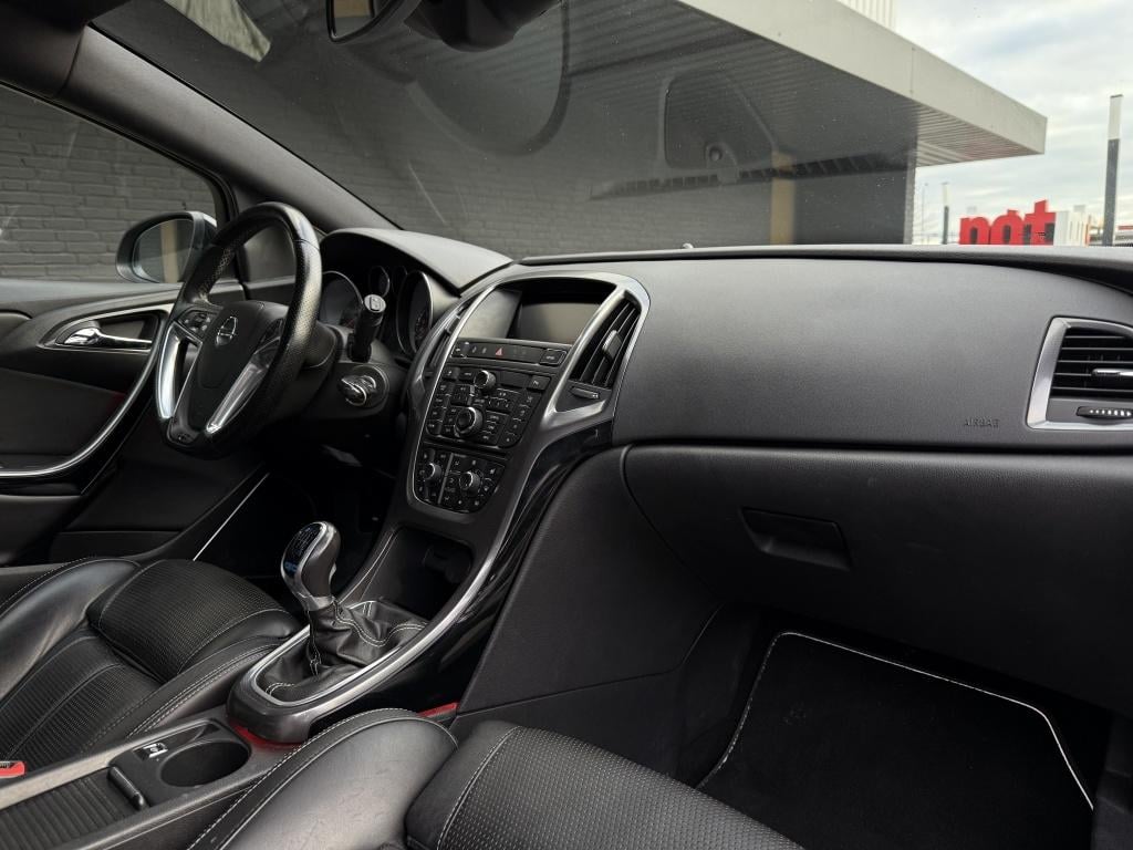 Opel Astra gtc 2.0 turbo opc