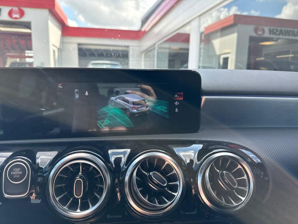 Mercedes-Benz A-Klasse 250 e business solution amg limited