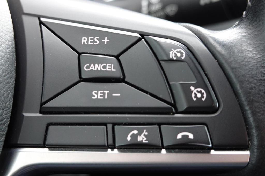 Nissan Qashqai 1.2 tekna +