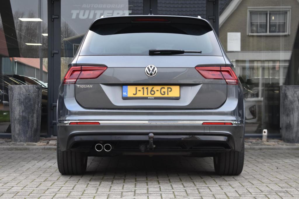 Volkswagen Tiguan 1.5 tsi act r-line | trekhaak | nap | apple carplay | and