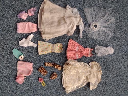 Barbie kleding retro