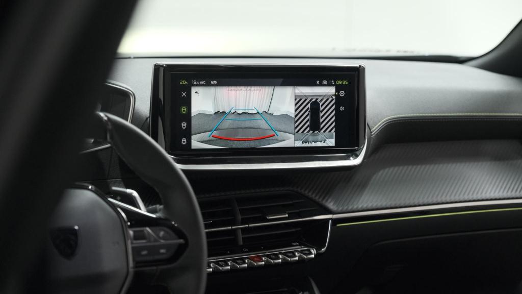 Peugeot 2008 puretech 130 eat8 gt | 360 camera | adaptieve cruise control |