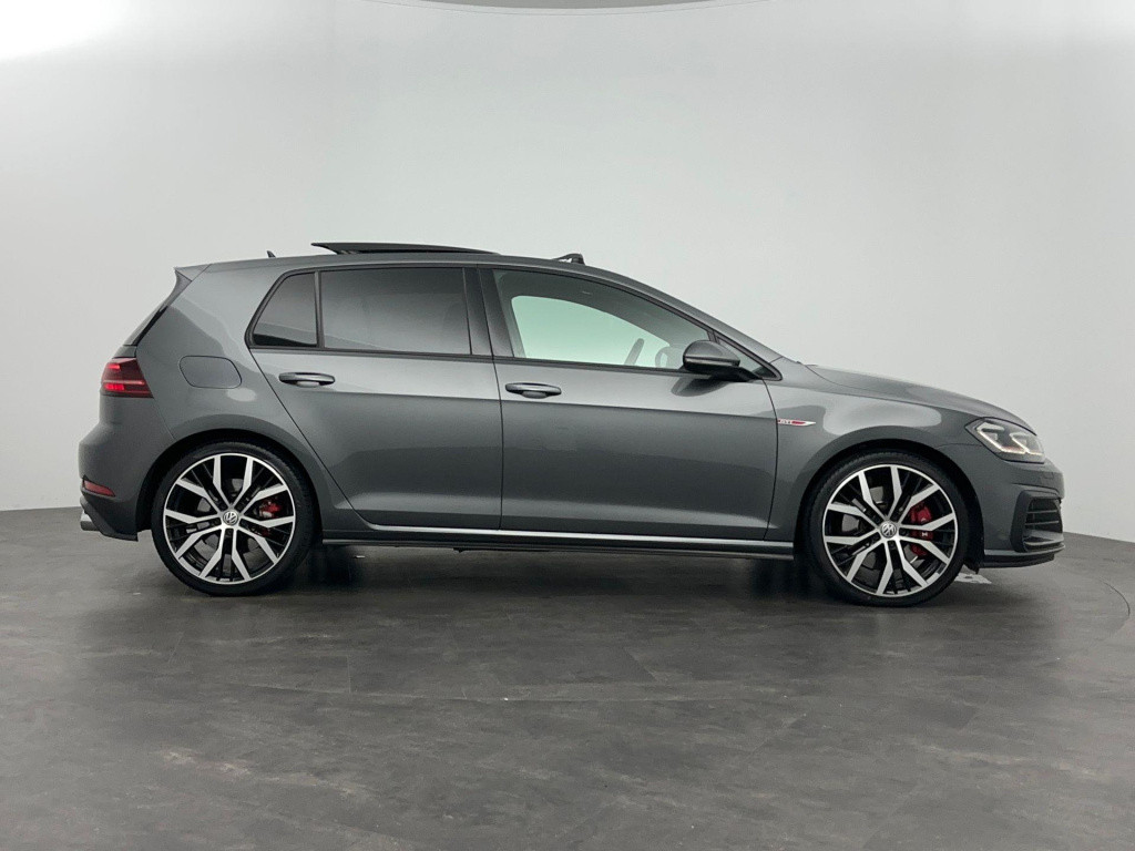 Volkswagen Golf 2.0 tsi gti performance panorama leder dynaudio virtual acc