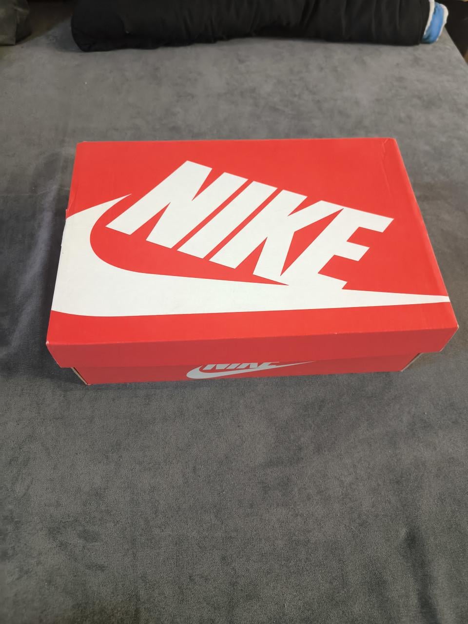 Nike Air Max rose grijs