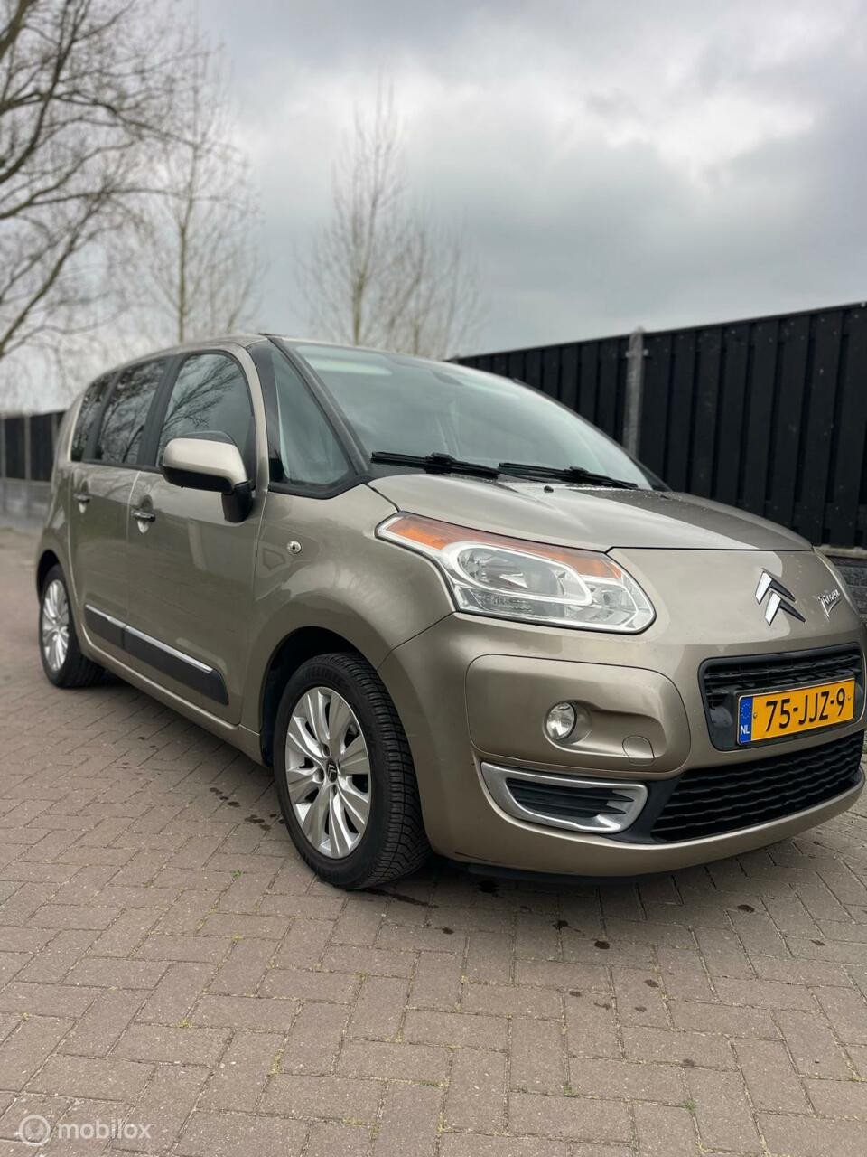 Citroen C3 Picasso 1.4 vti exclusive