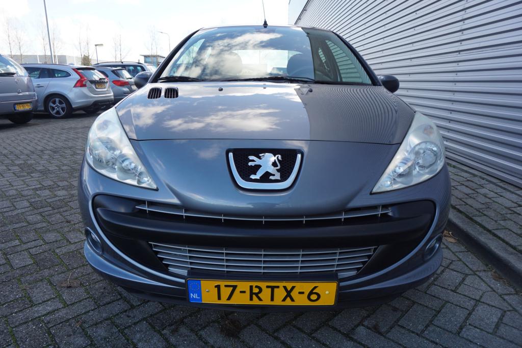 Peugeot 206 + 1.4 xs airco / elektr. ramen / nap / apk t/m 29-07-2026