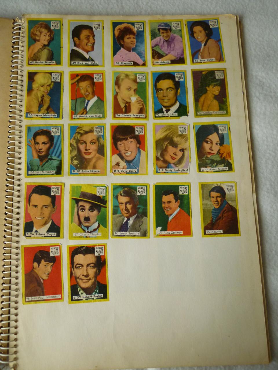 Flinke verzameling vintage plaatjes van lucifer doosjes