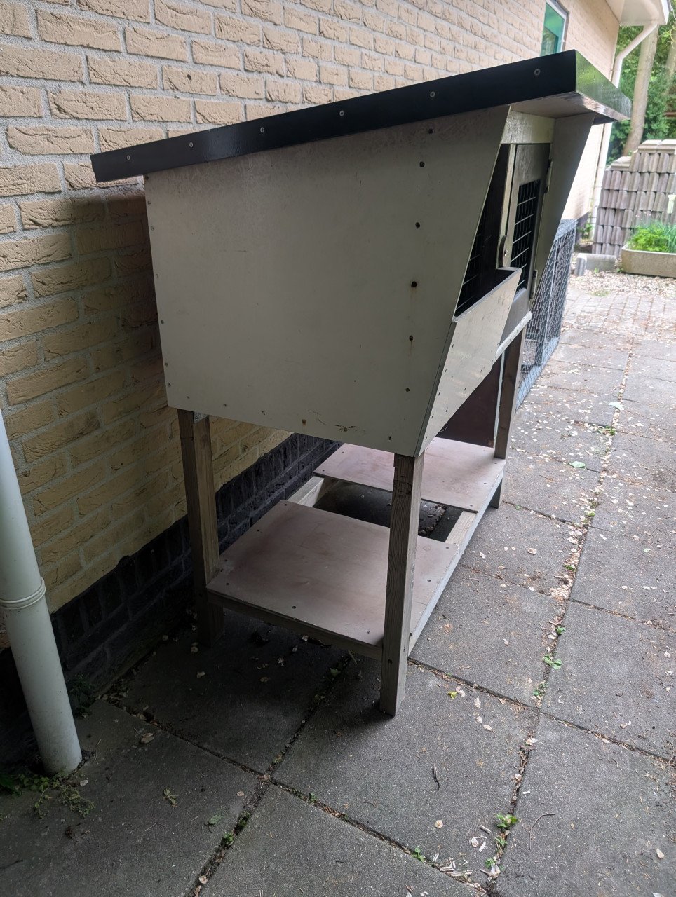 Konijnenhok groen/wit