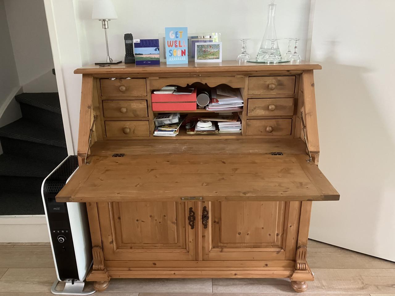 Secretaire