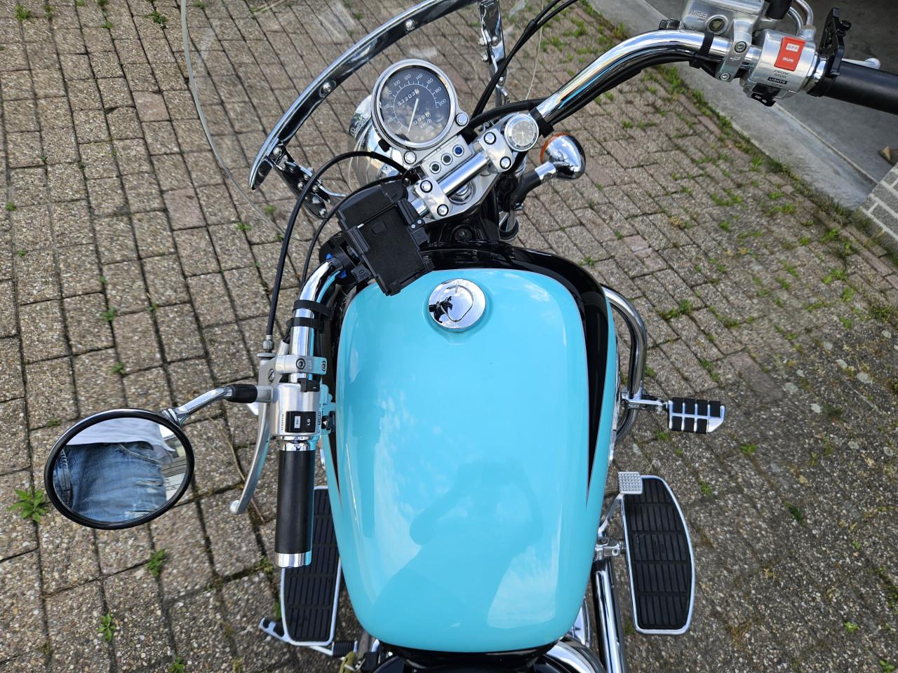 HONDA SHADOW 1100 American Classic Edition