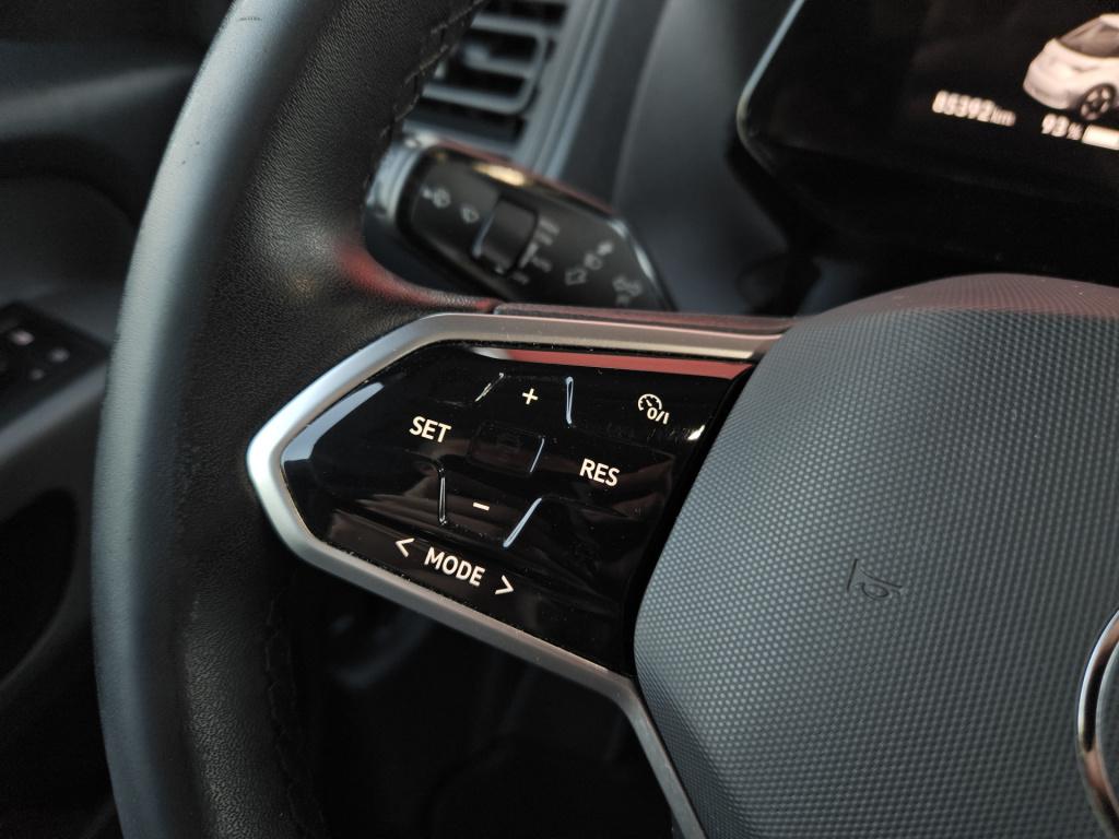 Volkswagen Id. Buzz Cargo 77 kwh | acc | camera | rijklaar inclusief 6 maan