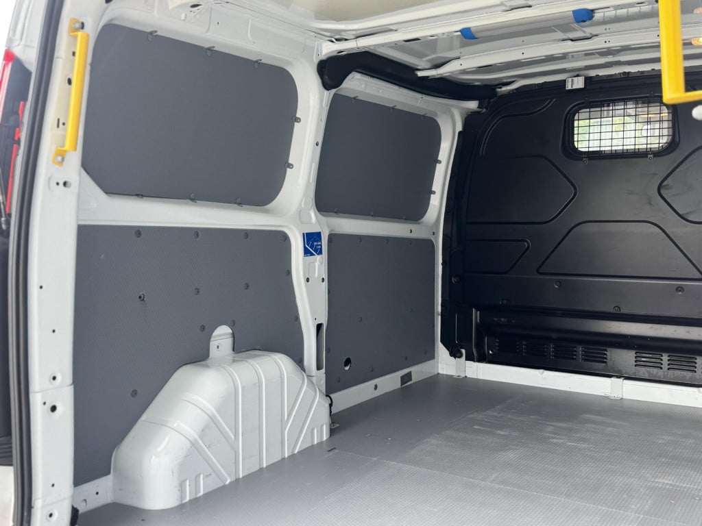 Ford Transit Custom 300 2.0 tdci l1h1 trend airco / cruise controle / n.a.p