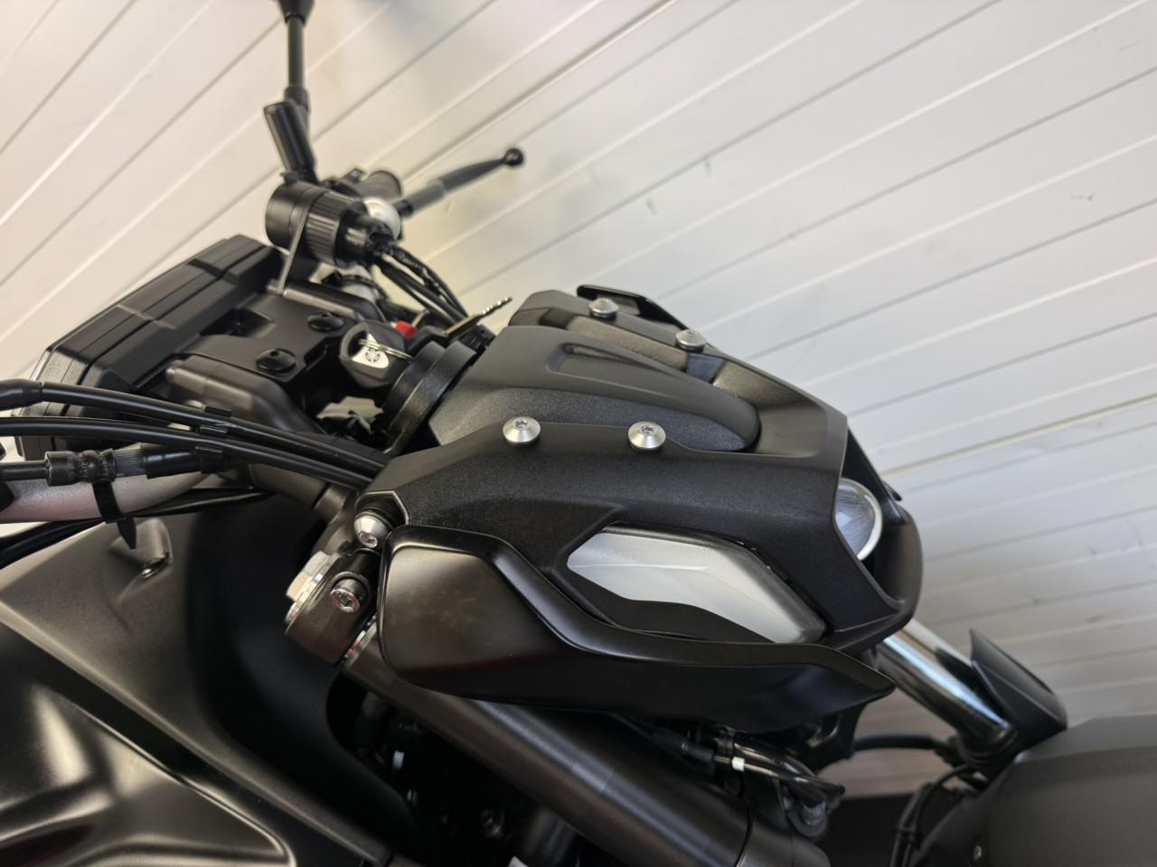 Jonge en gave Yamaha MT-07 bj 2021 slechts 1700km!