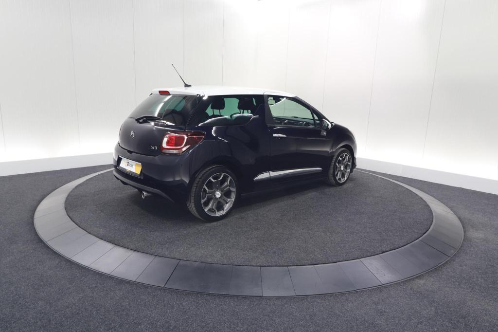 Ds Ds 3 puretech 110 so chic | camera | navigatie | parkeersensoren | clima