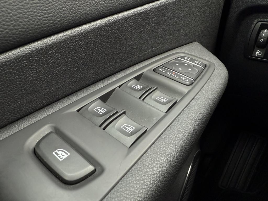 Renault Captur 0.9 tce life // 53.000km! // led koplampen //