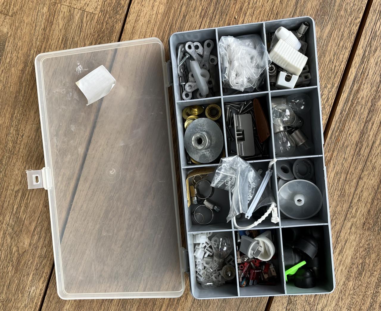 Diverse kleinmateriaal voor de kampeerder