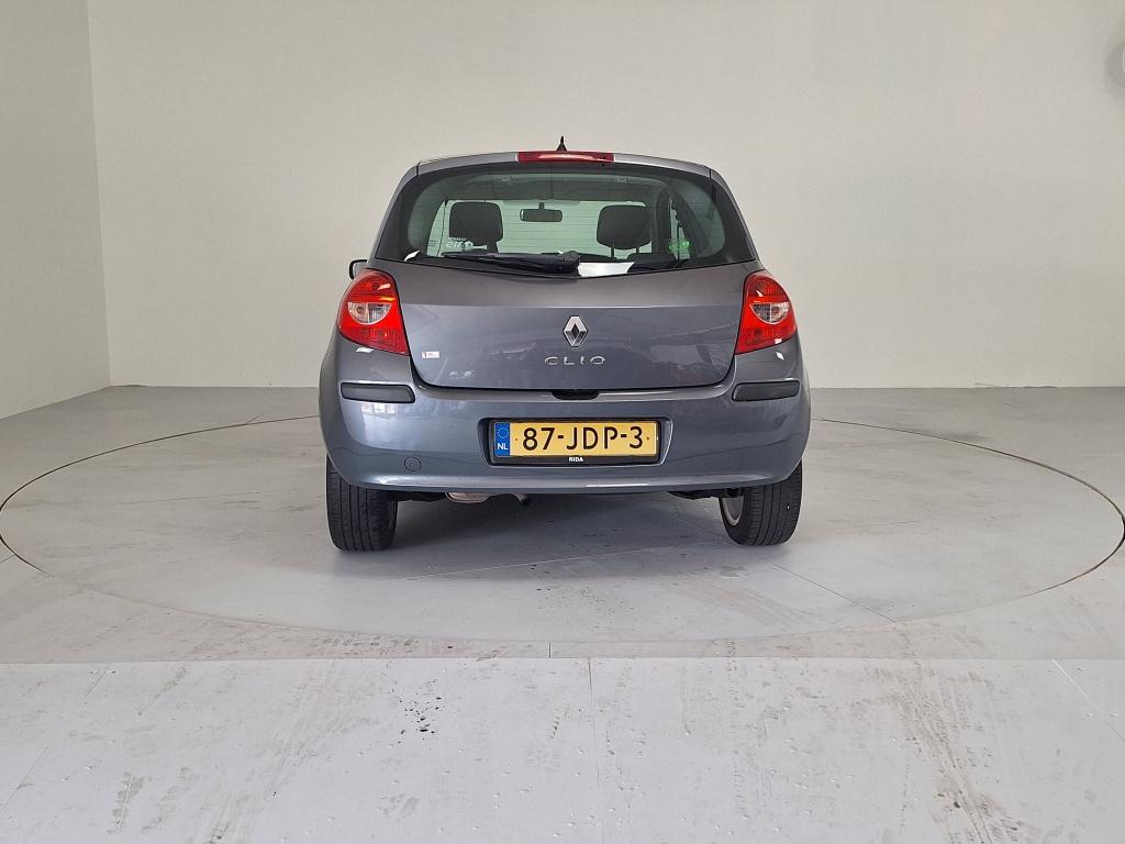 Renault Clio 1.2-16v collection