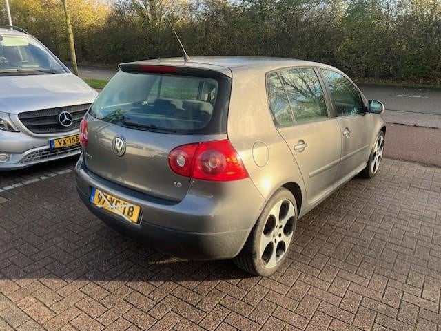 Volkswagen Golf 1.6 optive 3 koppeling kaopot