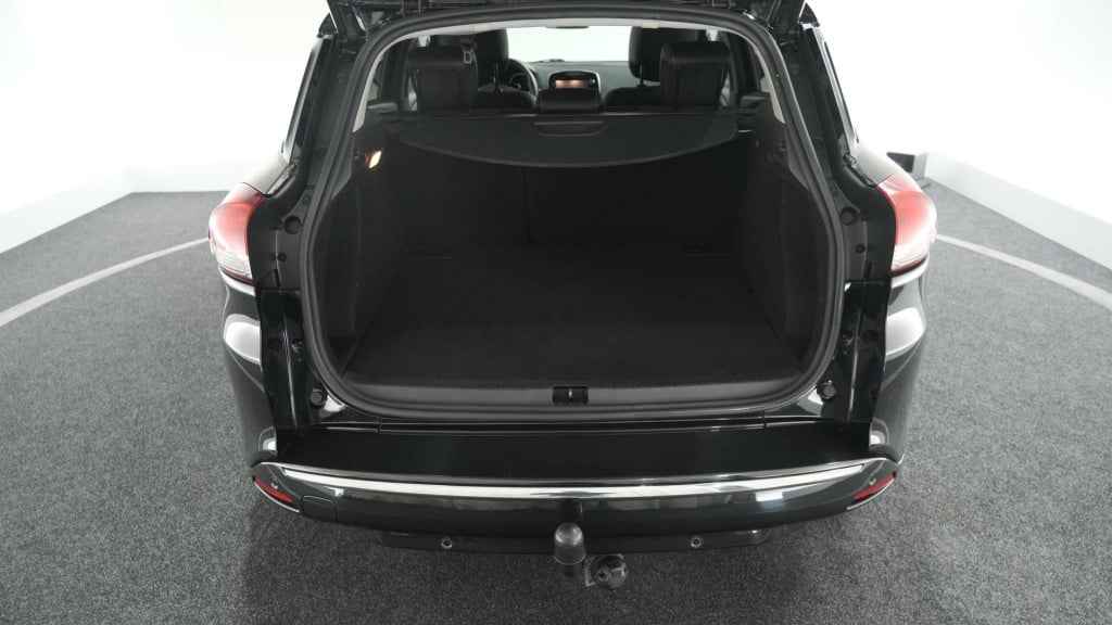 Renault Clio estate tce 90 intens | trekhaak | navigatie | parkeersensoren 