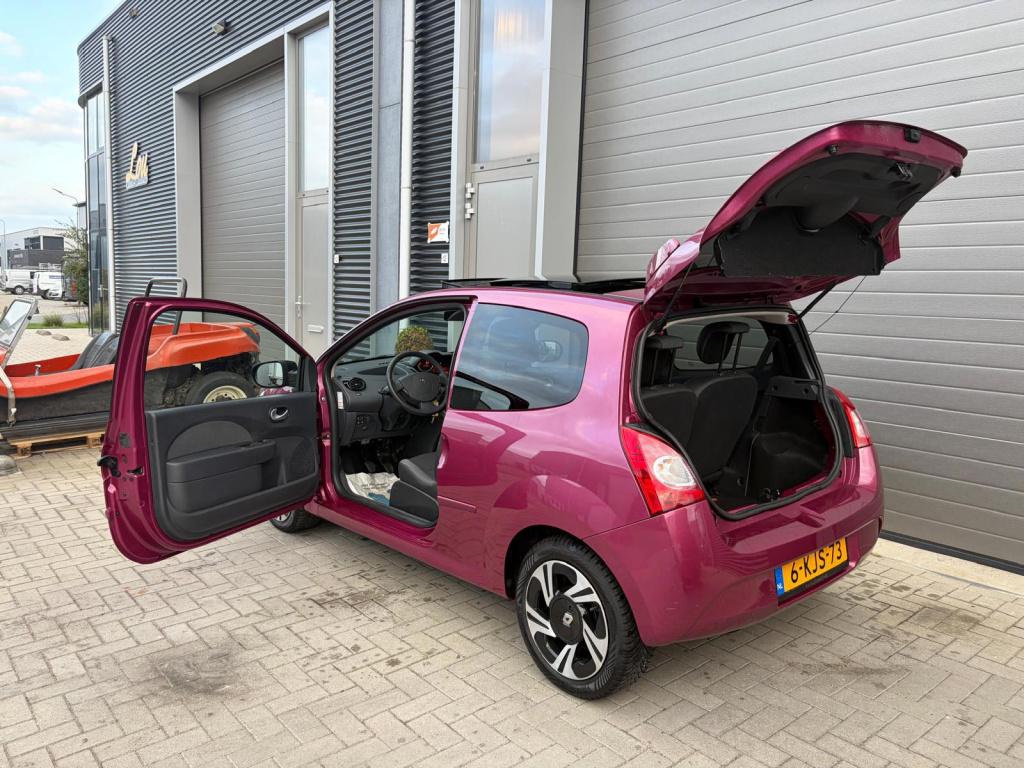 Renault Twingo 1.2 16v dynamique/pano/airco/cruise control/hele leuke auto/