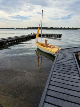 Zeilboot met trailer (ruilen voor 2 SUP boards?)