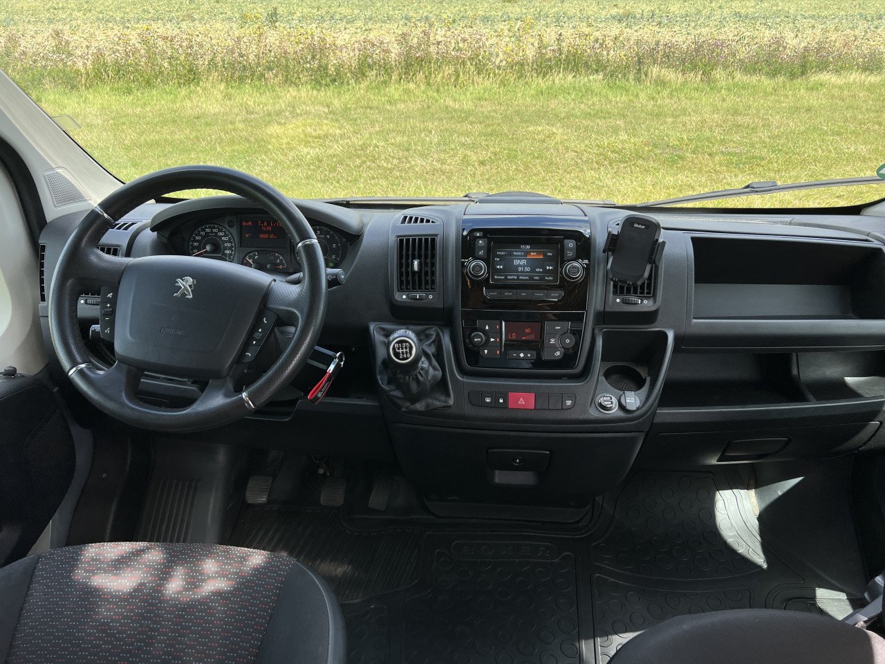 Peugeot Boxer L2H2 Off Grid Camper