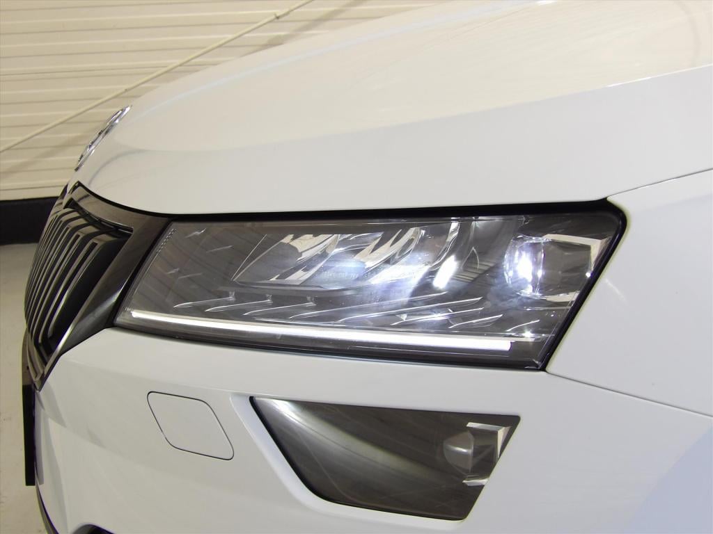 Skoda Karoq 1.5 tsi act greentech 150pk dsg-7 sportline business
