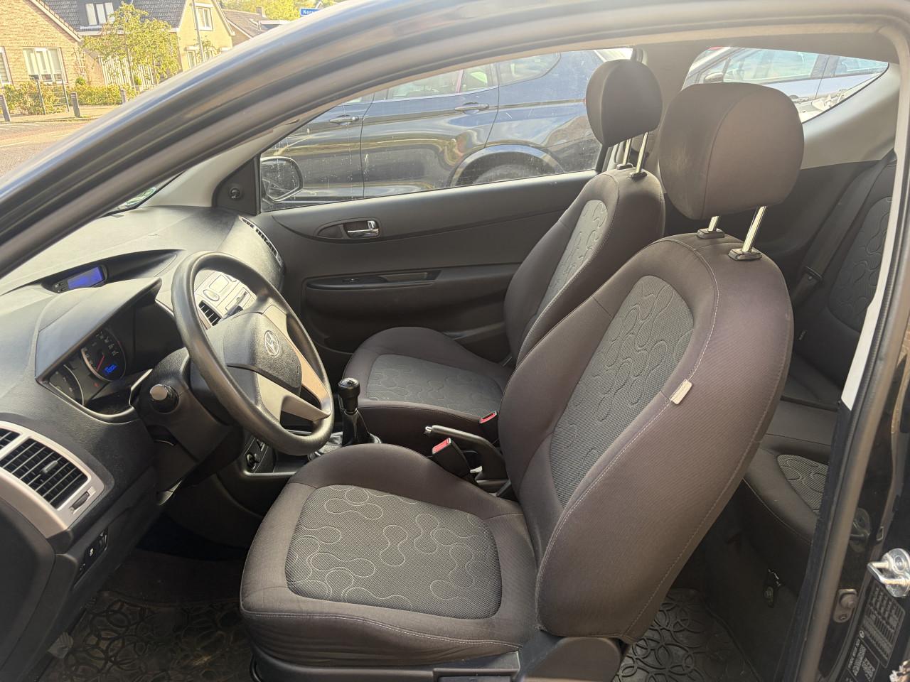 Hyundai i20 1.2i Motion 2010  Airco  /centrale vergrendeling /Trekhaak /