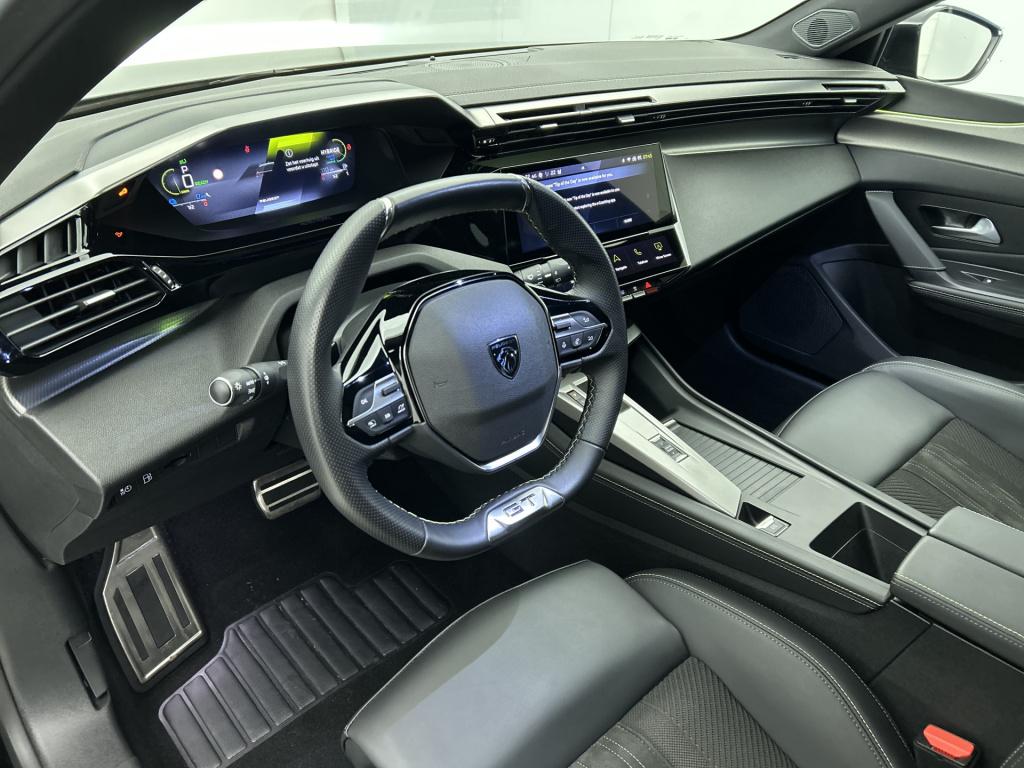 Peugeot 308 sw 1.6 plug-in hybrid 180 gt | rijklaar |