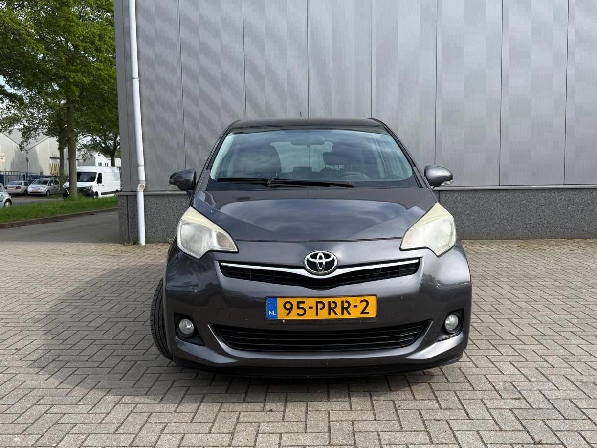 Toyota Verso-S 1.3 VVT-i Aspiration Vol Jaar Apk