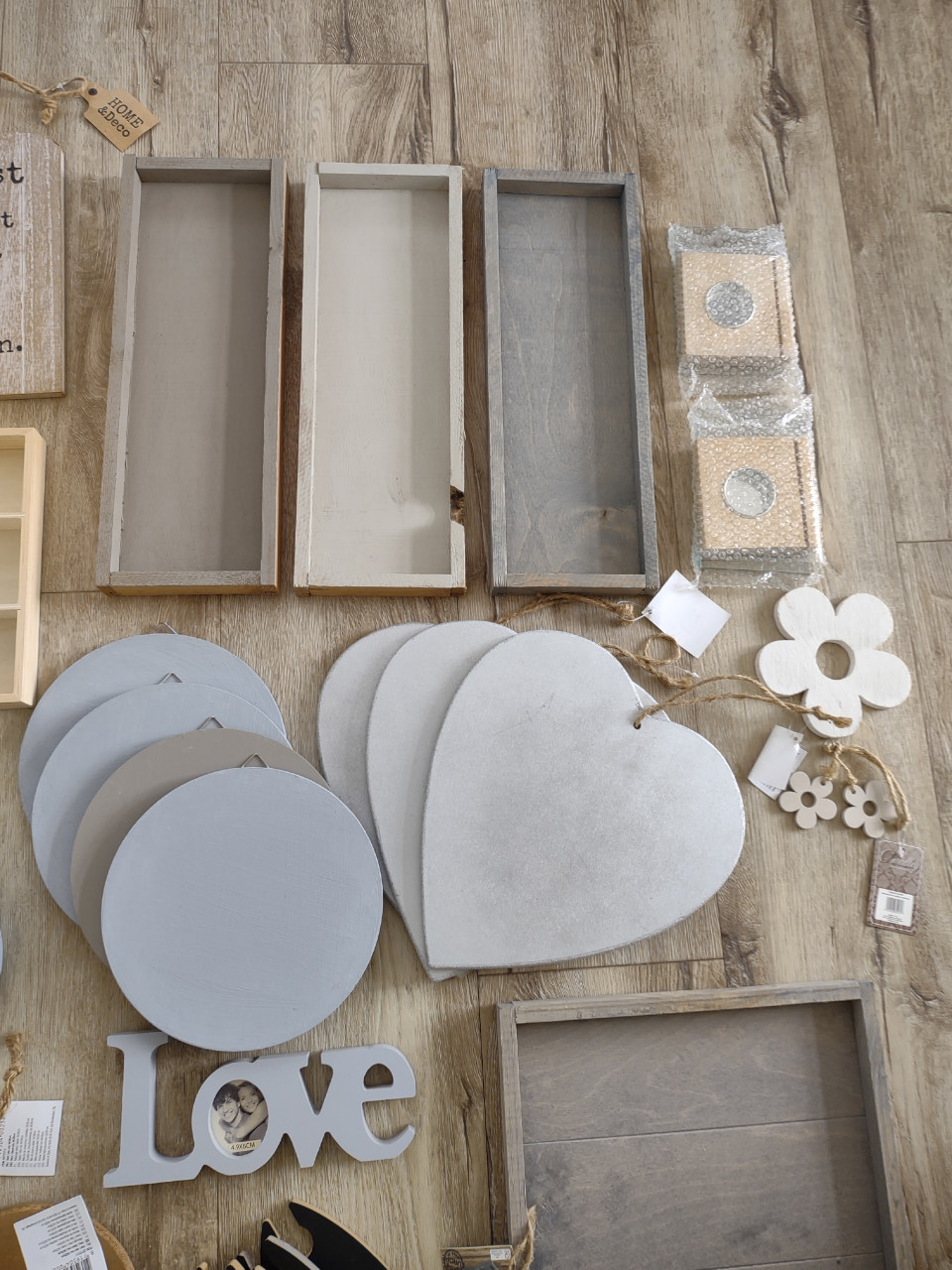 Prachtige set nieuwe houten woonaccessoires, dienblad hout.