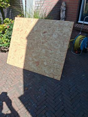 Gratis 2 platen hout