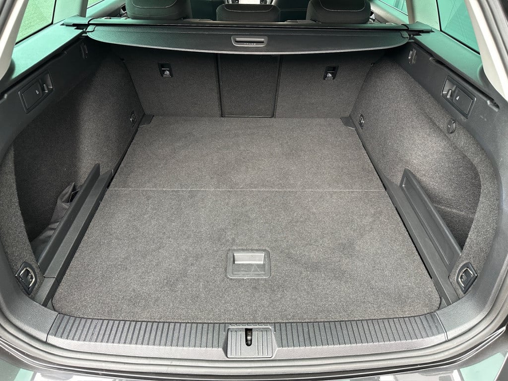 Volkswagen Passat variant 1.5 tsi 150pk dsg style | adapt. cruise | navi | 