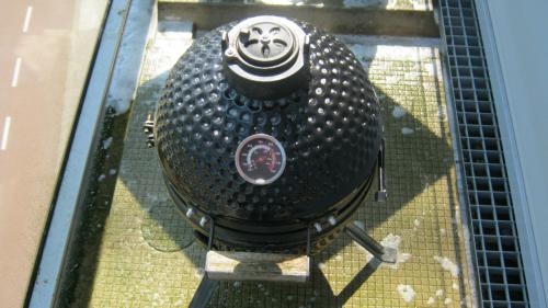 TE KOOP BBQ EI VOOR 50 EURO