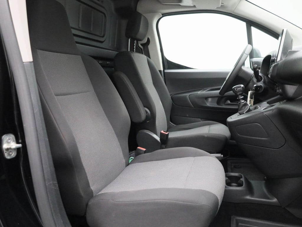 Opel Combo 1.5d l2h1 edition | navigatie | apple carplay/android auto | par