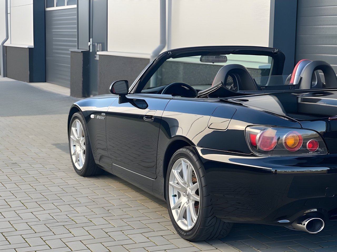 Honda S2000 2005 123.000 km. Berlina black