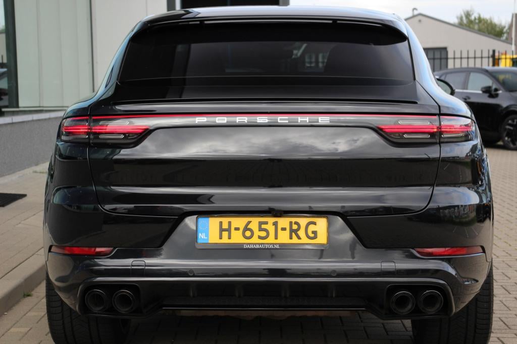 Porsche Cayenne coupé 3.0 e-hybrid | sosftclose | stoelventilatie | 360 cam
