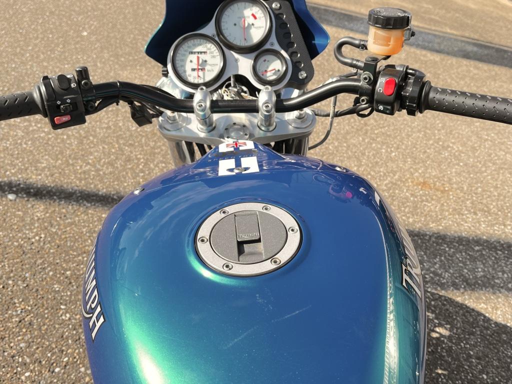 Triumph Speed Triple naked t509