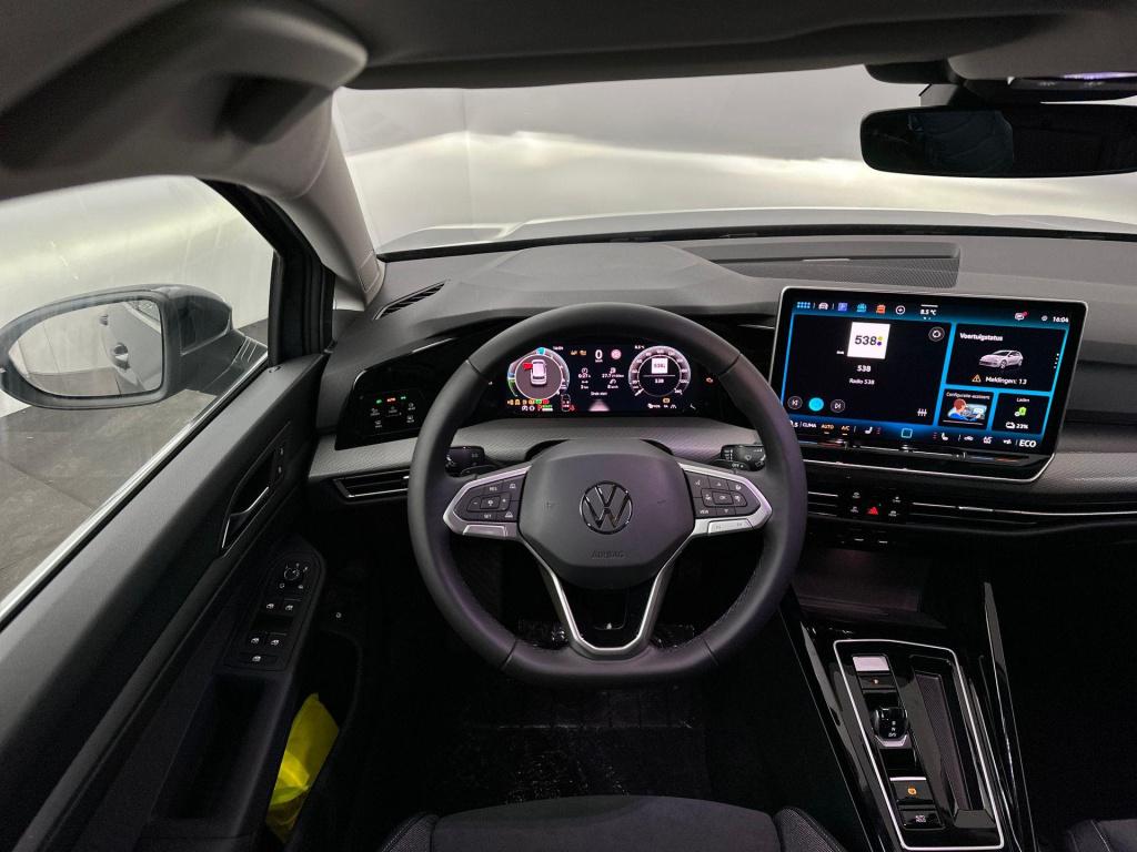 Volkswagen Golf style edition plug in hybride 204 pk