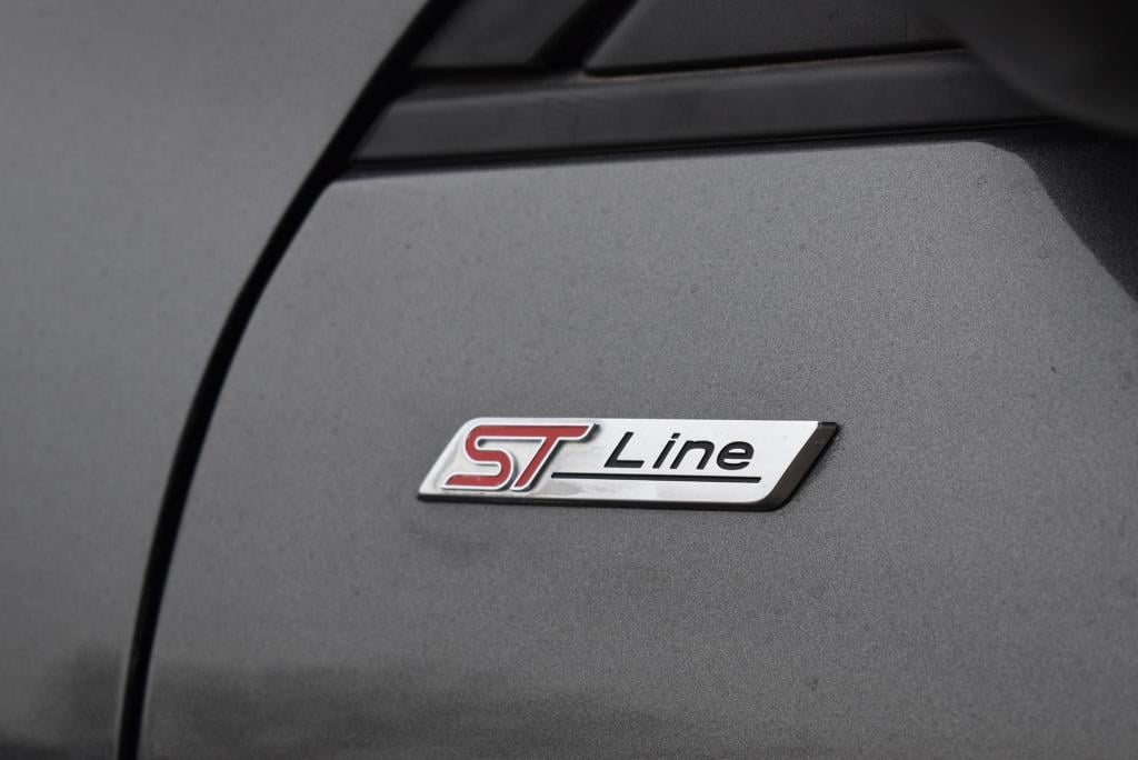 Ford Kuga 2.5 phev st-line | elektrisch wegklapbare trekhaak | climate cont