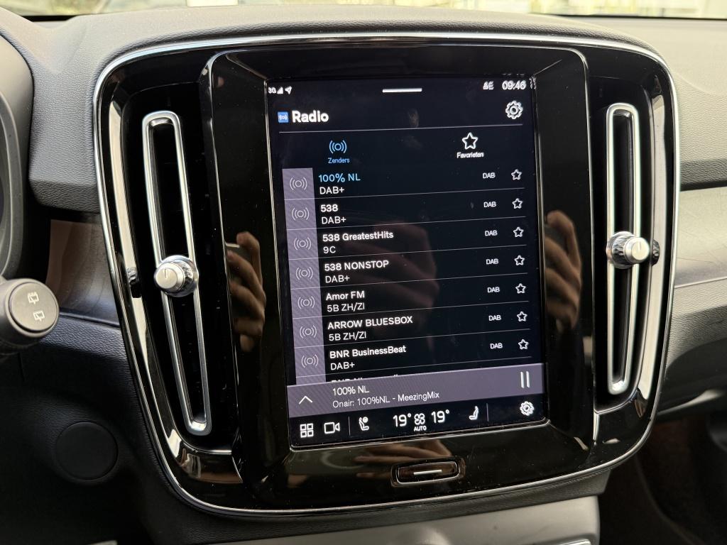 Volvo XC40 recharge ultra 252pk/ 70 kwh| panodak| 360camera| trekhaak