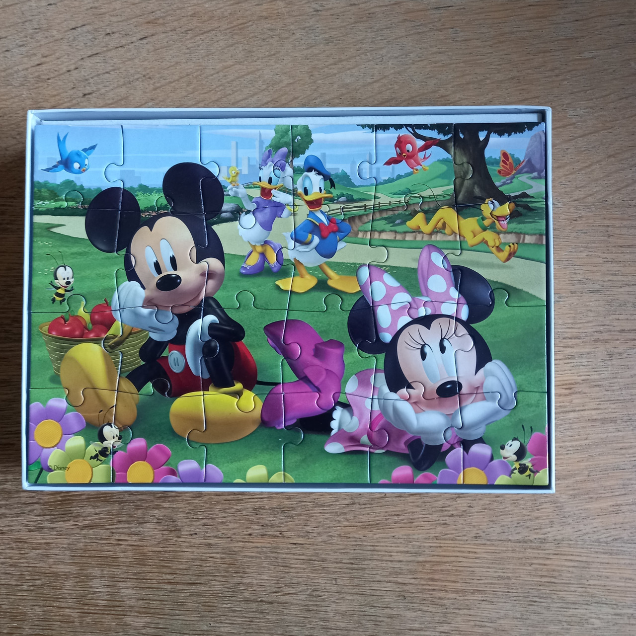2 puzzels Mickey Mouse/Spiderman