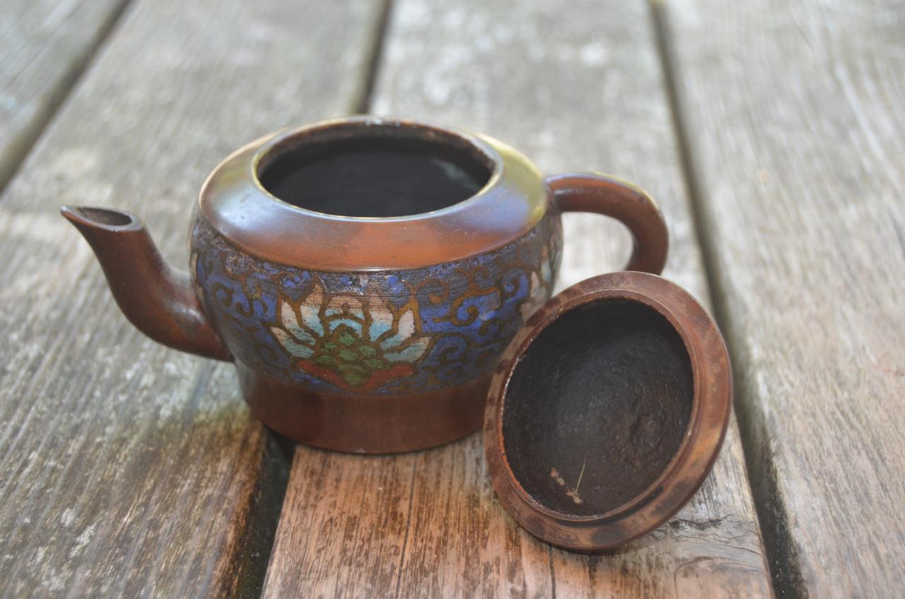 Champlevé Chinees trekpotje van metaal