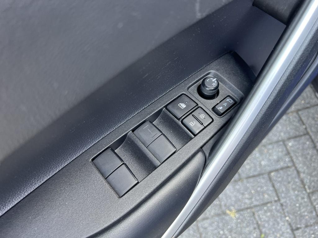 Toyota Corolla Cross hybrid 140 dynamic | trekhaak | dealer onderhouden |
