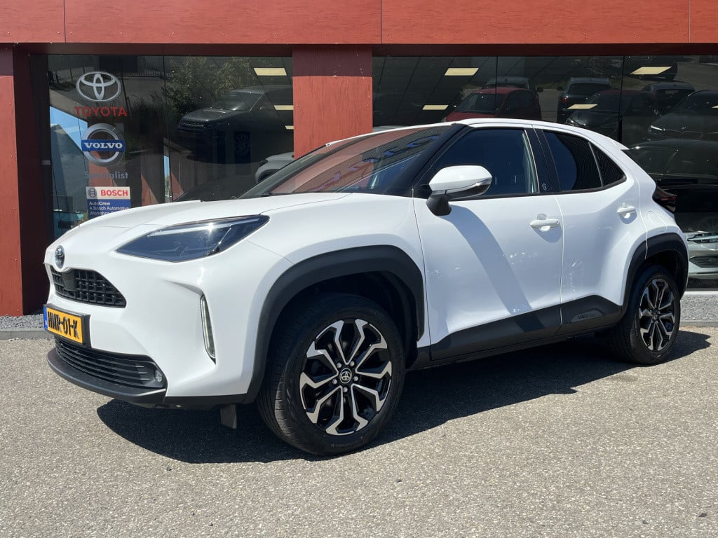 Toyota Yaris Cross 1.5 hybrid dynamic | camera | acc | carplay | keyless