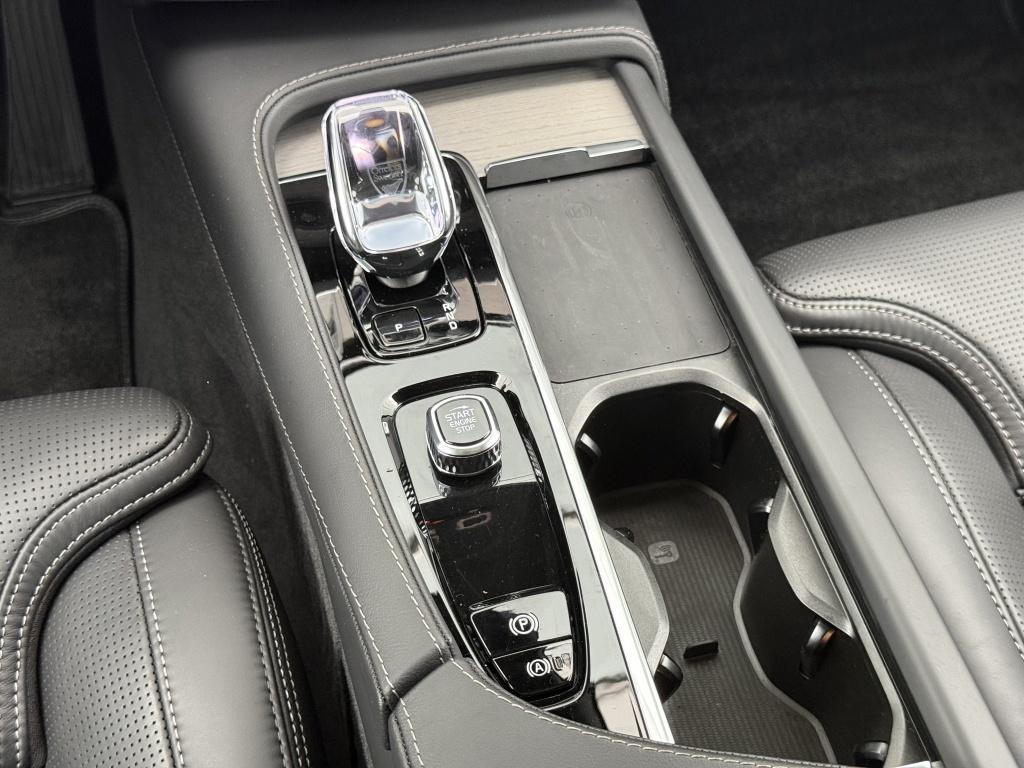 Volvo XC90 t8 455pk recharge ultra dark| adap.cruise| panodak| 360camera| b