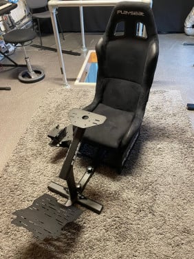 Playseat Evolution Racestoel + Gearshift Holder