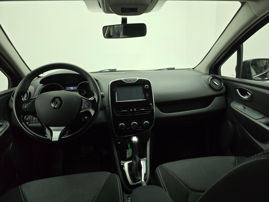 Renault Clio estate occasion automaat 1.2 met trekhaak en met cruisecontrol
