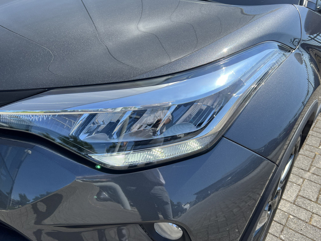 Toyota C-hr 1.8 hybrid dynamic