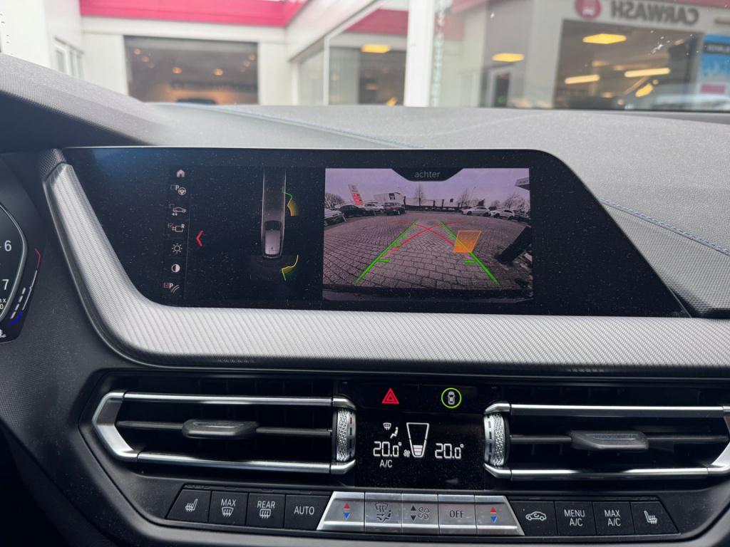 BMW 1 Serie 118i high executive m-sport